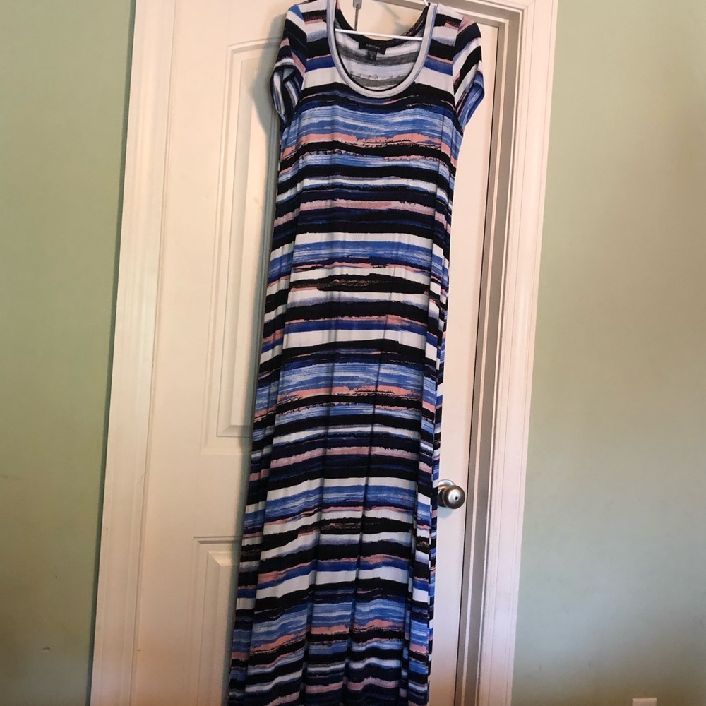 Women’s maxi